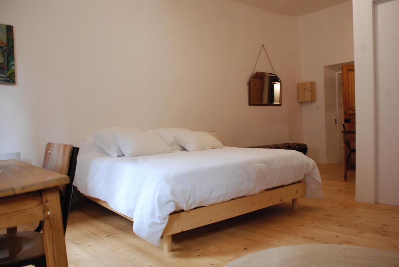 Appartement De Charme Au Coeur D Une Cite Medievale Villefranche-de-Conflent Exteriér fotografie